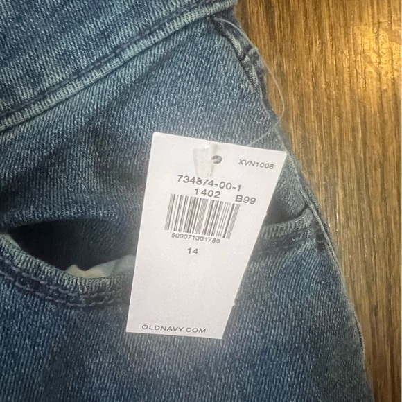 Old Navy High-Wasted Straight Leg Jeans - Picture 4 of 4